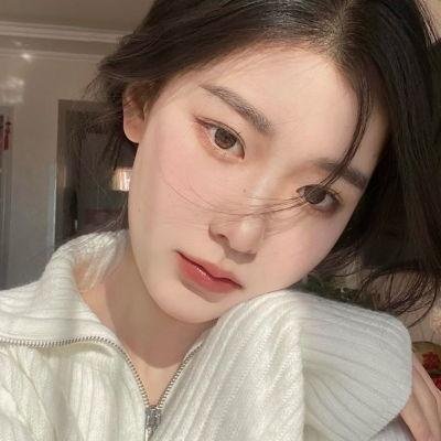 踹掉渣男后我被三个大佬宠上天